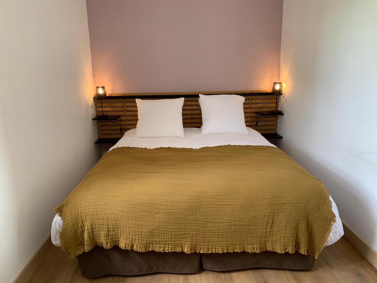 Chateau Du Mauny, Gites Et Chambres D'Hotes En Bourgogne Rosey Ngoại thất bức ảnh